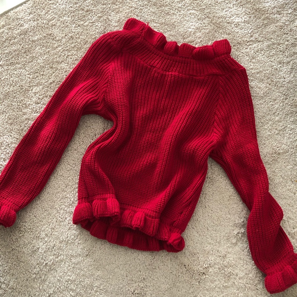 Red puff sweater